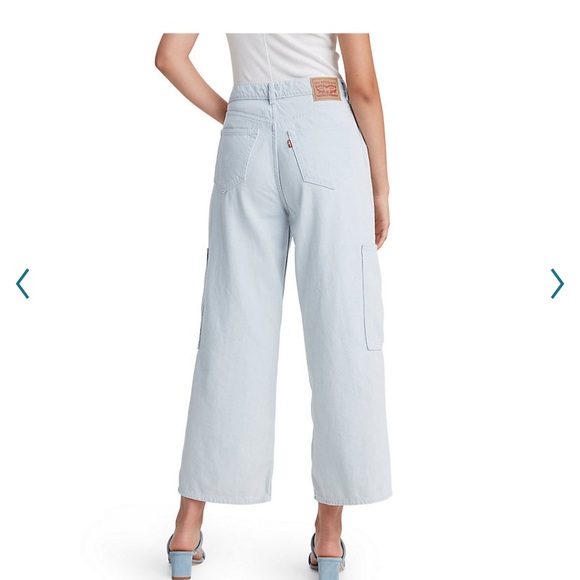 NWT Levi High-Waisted Wide Leg Crop - Picture 2 of 3